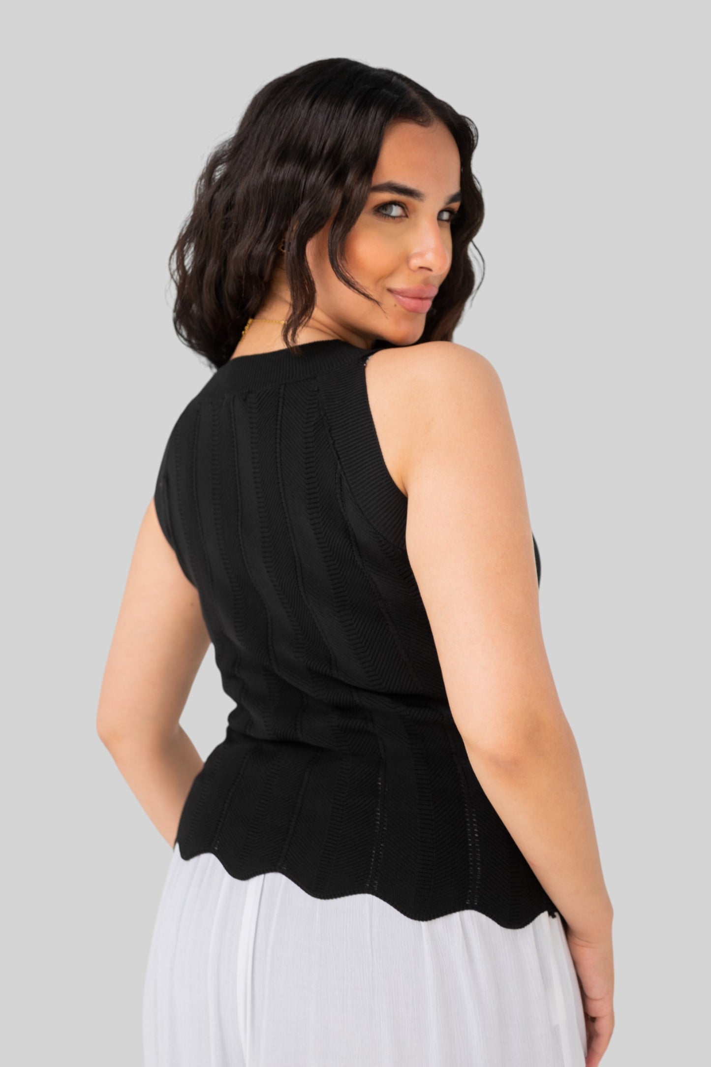Knit Top V Shoulder
