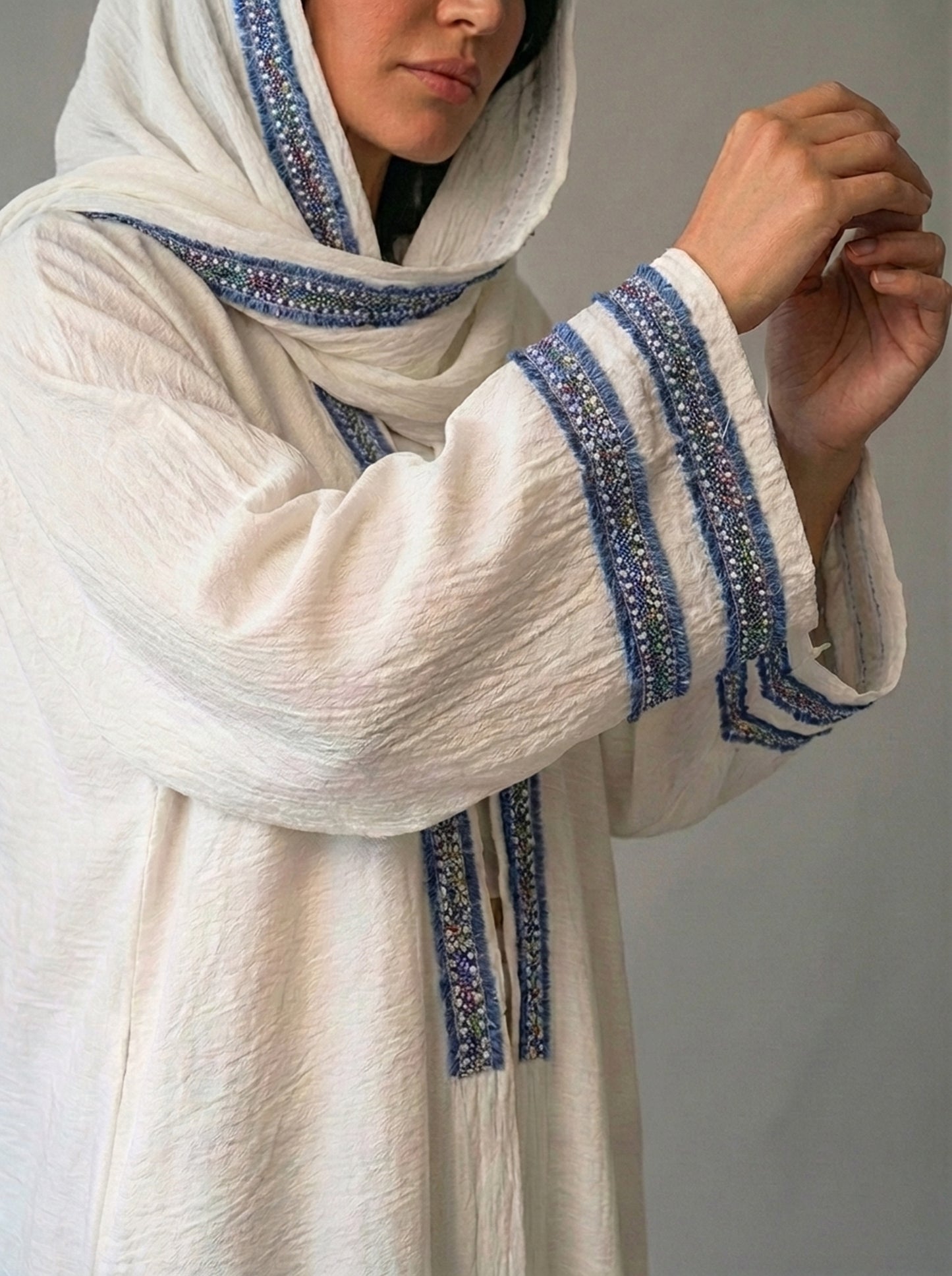Zumrud Abaya