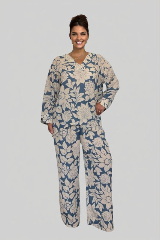 Blue flowered set
