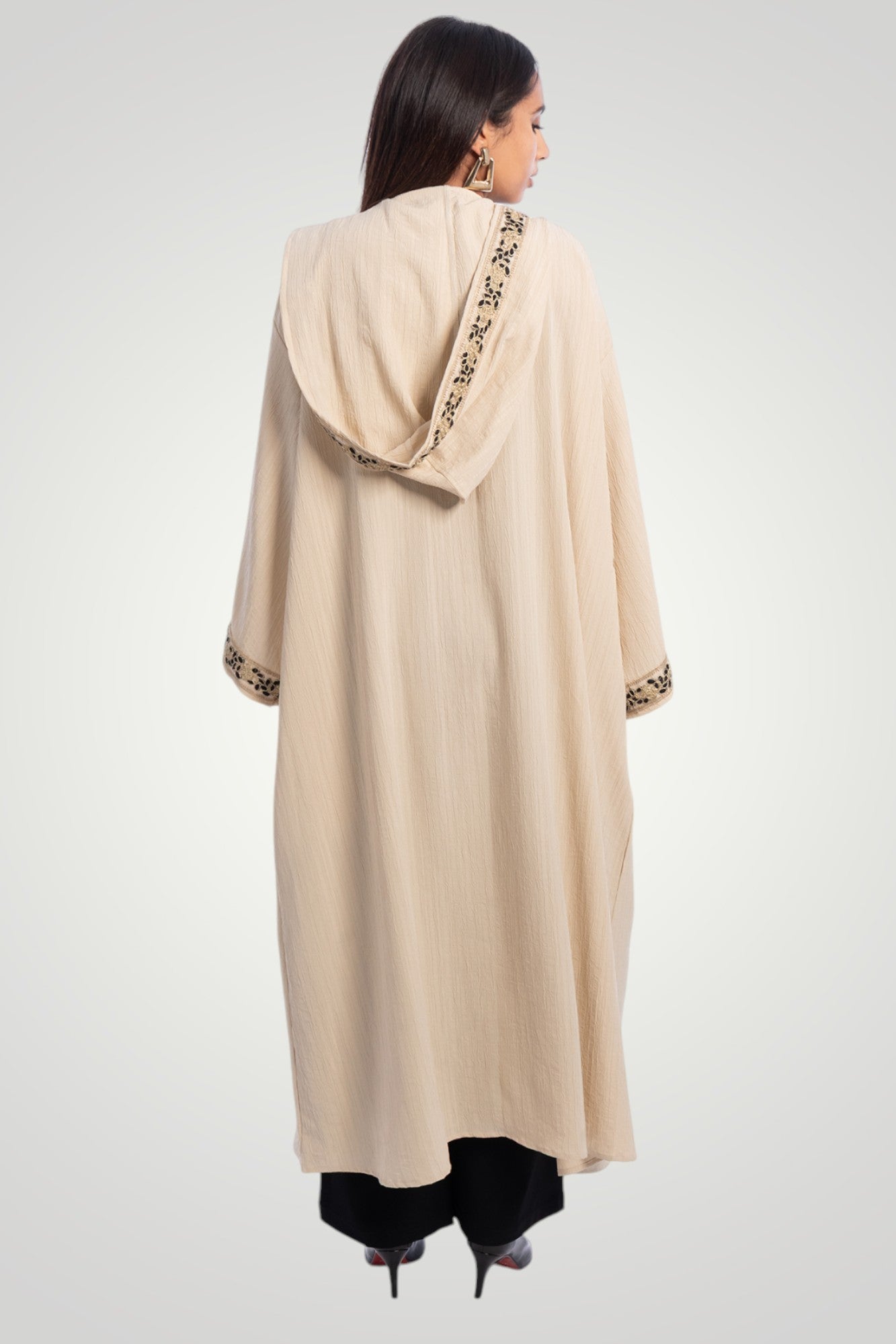عباية رزان