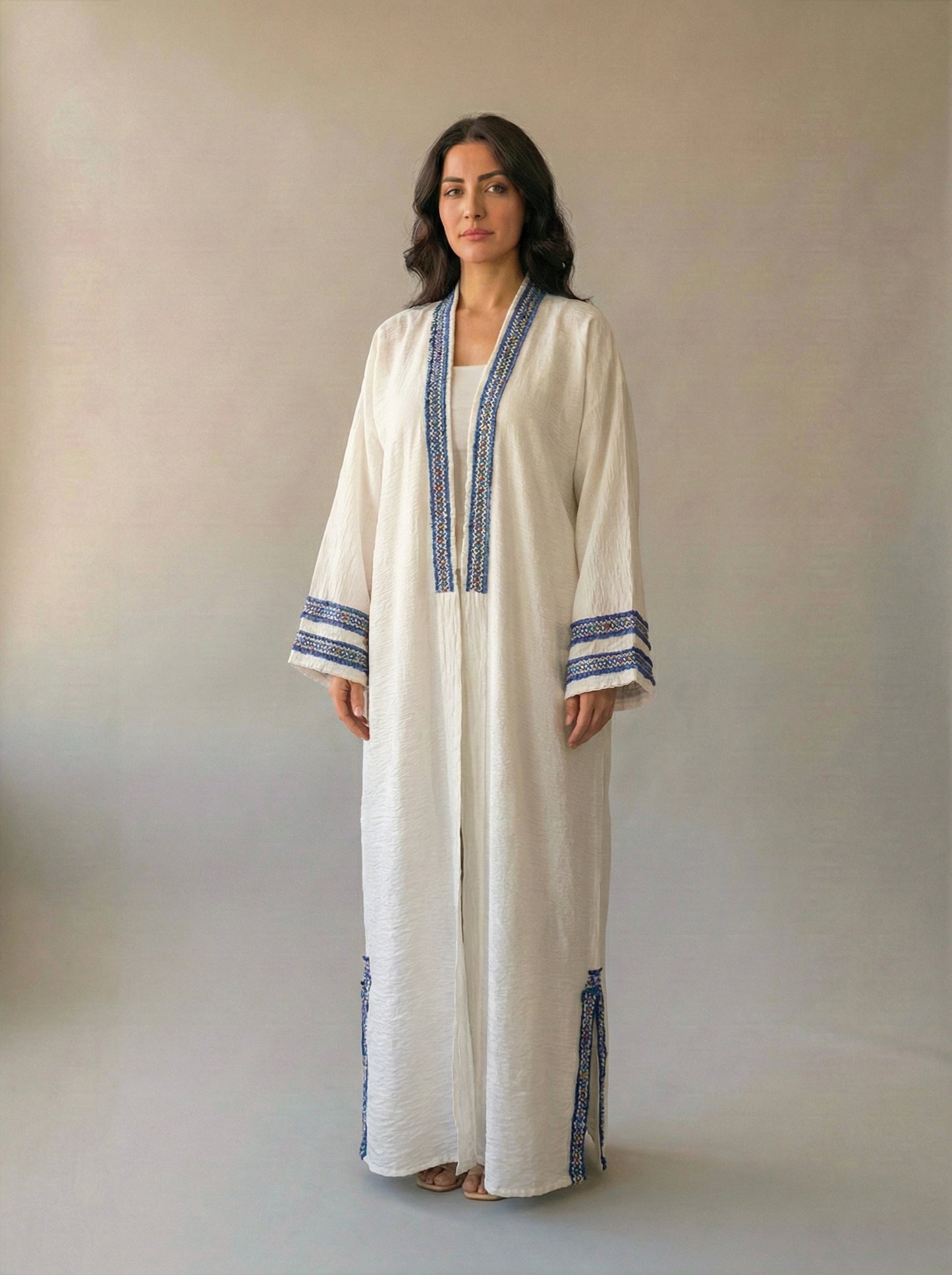Zumrud Abaya
