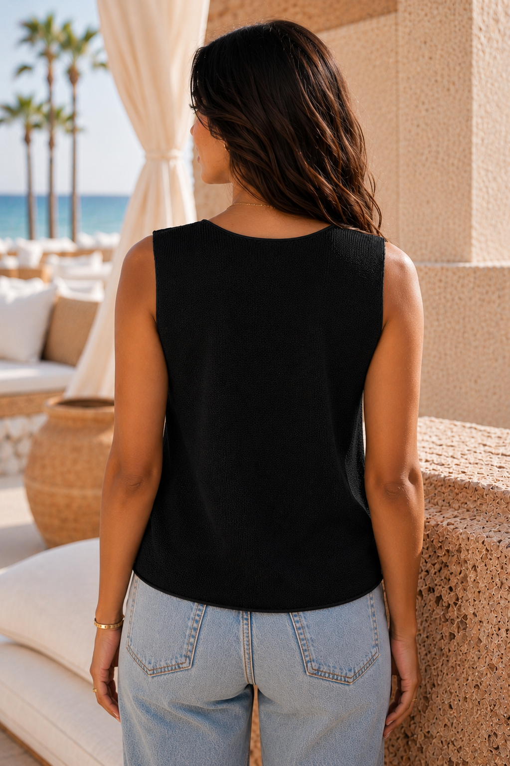 Sleeveless cut knit top
