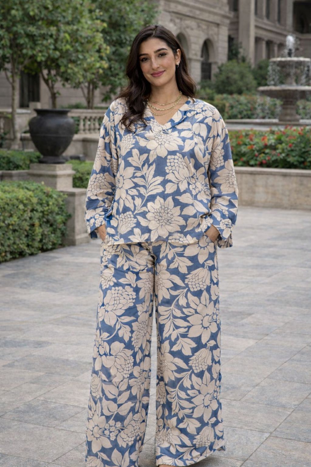 مجموعة زهور زرقاء